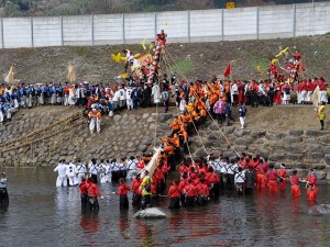 上社ならではの川越し